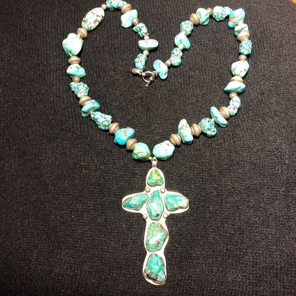 Handmade 4” turquoise cross pendant on an 11.5” turquoise nugget necklace 🤩 - Picture 8 of 17